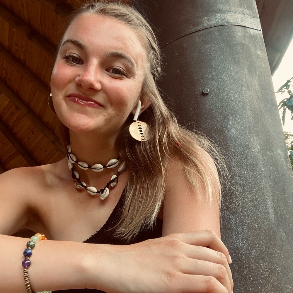Meet your Posher, Samantha